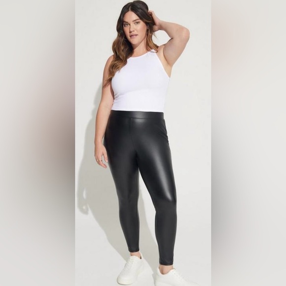 Brand New! Torrid Faux Leather Leggings Full Length. Size 4. High Rise Waist. - Picture 1 of 6